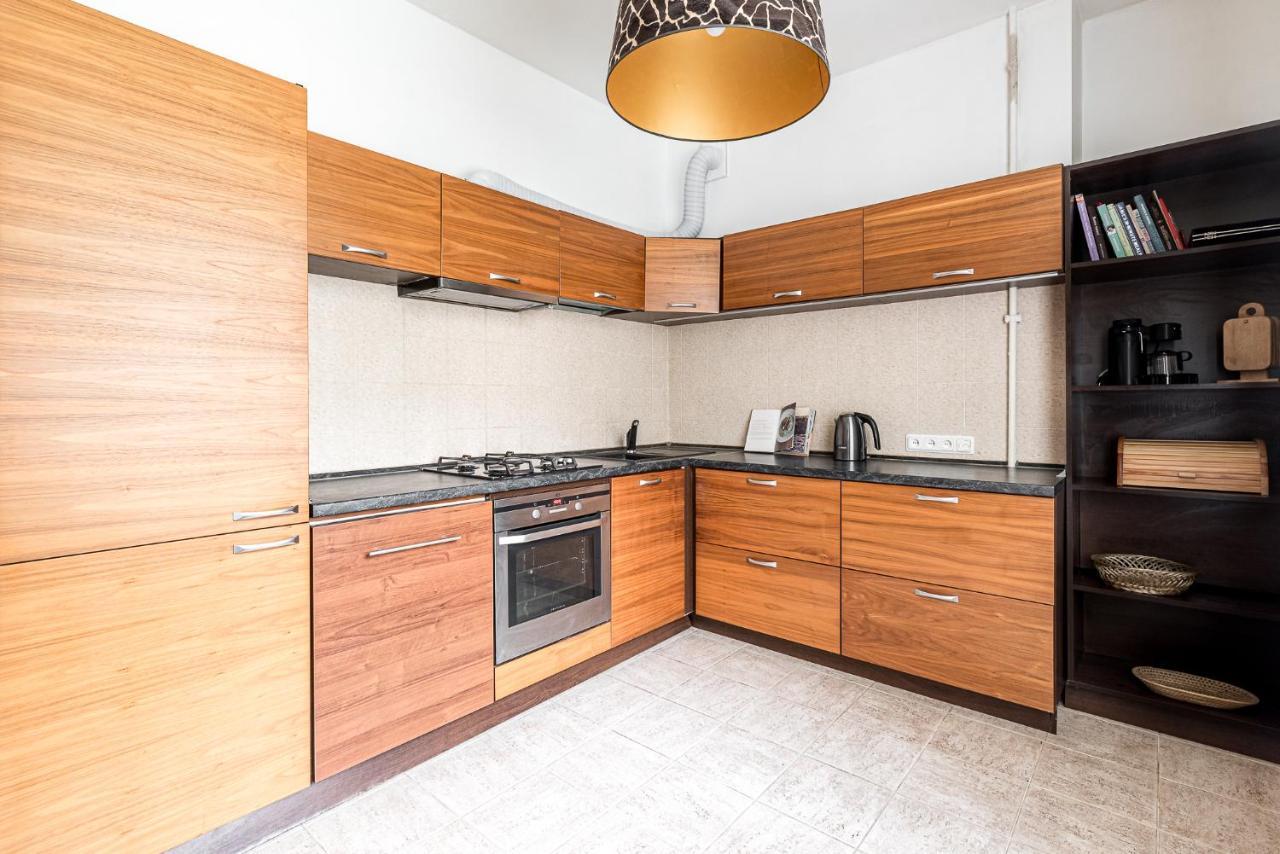 Angel House Vilnius, 8 Apartment ภายนอก รูปภาพ