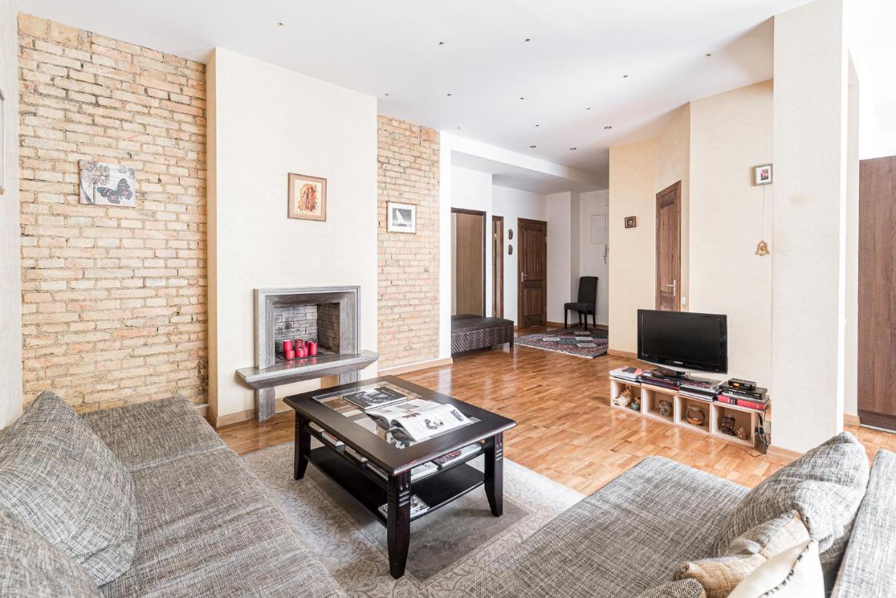 Angel House Vilnius, 8 Apartment ภายนอก รูปภาพ