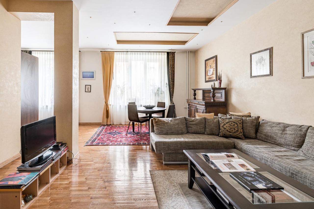 Angel House Vilnius, 8 Apartment ภายนอก รูปภาพ